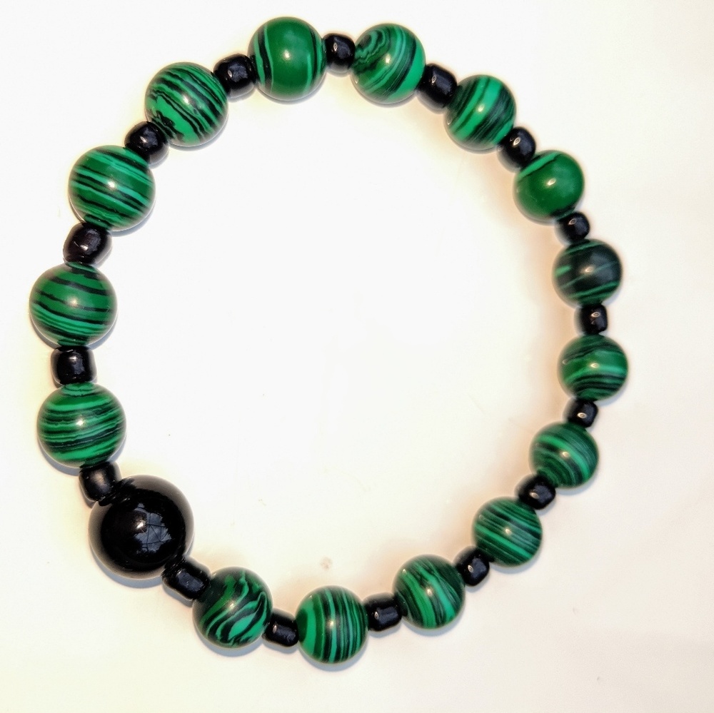 Malachite and Black Onyx gemstone bracelet